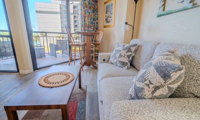 Myrtle Beach Condo | Meridian Plaza 307! Third Floor Ocean Views! Sleeps 4!