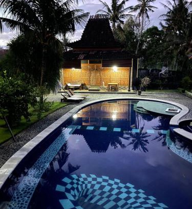 Batuan Villa | Meriki Losari Villa, in the Heart of Bali, Joglo one bedroom