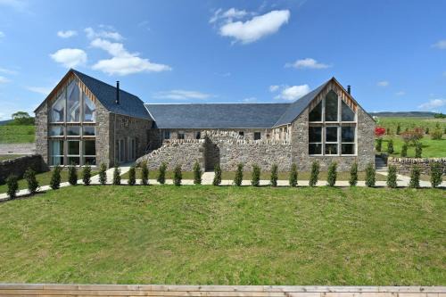 Murthly House | Merlin Steading with hot tub
