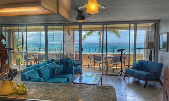 Maalaea Condo | Mermaid Cove Breathtaking Ocean Views 2 bdrm 2 bath