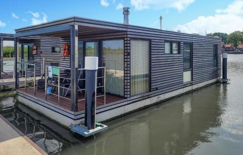 Lelystad Boat Rental | Mermaid-Hausboote 2