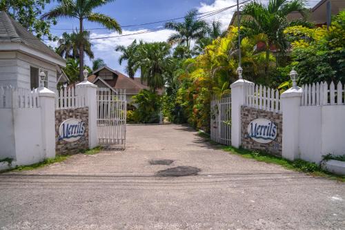 Negril Hotel | Merrils Beach Resort II