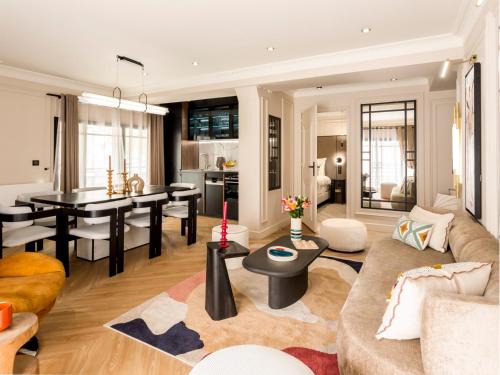 Strasbourg -Saint-Denis Apartment | Merveil - Luxury Suite -Marais - Bvd Saint Denis