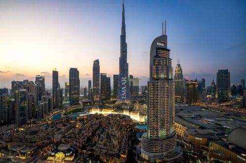 Downtown Dubai Apartment | Mesmerizing view of Burj Khalifa