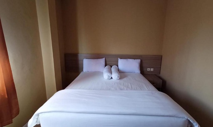 Sampit Hotel | Mess MT Haryono RedPartner