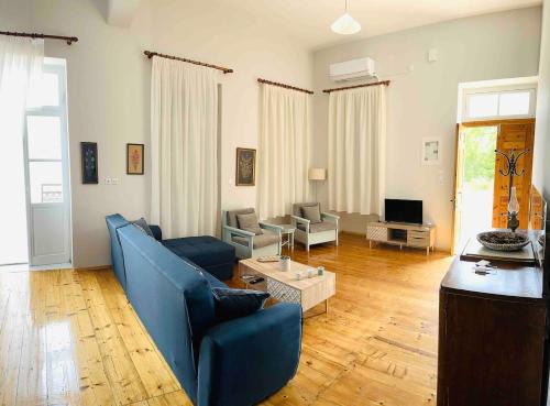 Petalidi House | Messenian Style House with Great Views