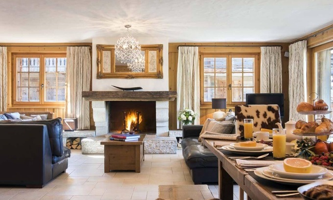 Saint-Pierre-de-Clages Apartment | Meters to the pistes and just two minutes to Medran Lift - Verbier!!