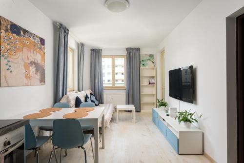 Mokotow Apartment | Metro Wilanowska Comfort Apartment by Bookinghost