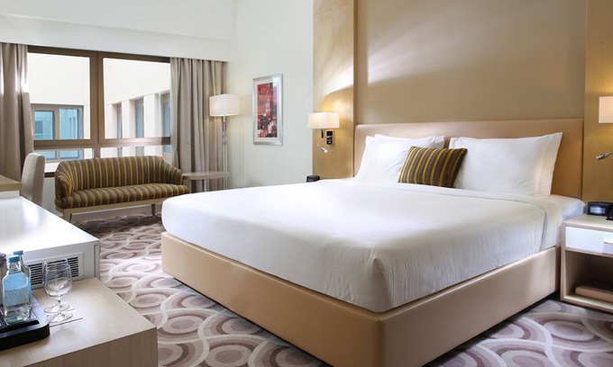 Sheikh Zayed Road Hotel | METROPOLITAN HOTEL DUBAI PREMIUM KING