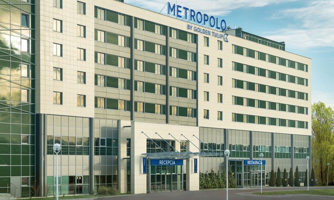 Borek Fałecki Zachod Hotel | Metropolo by Golden Tulip