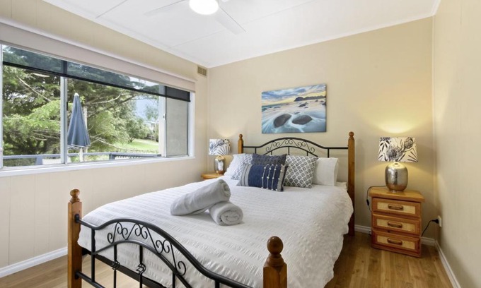 Metung Apartment | Metung Akora 2Bdrm Apartment 4 Pets and Boats welcome