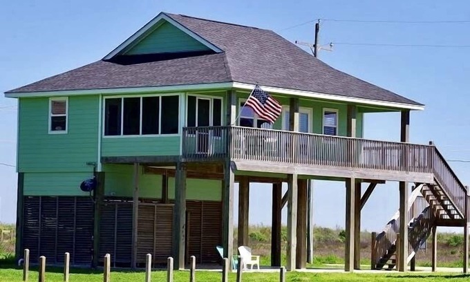 Port Bolivar House | MI CASA DEL MAR - So close to the beach, perfect house for 4!