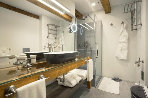 Old Town Hotel | Michaelson Boutique Hotel & SPA Brícoła