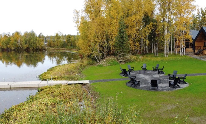 Wasilla Resort | Micro-Resort- 7 Lakefront Cottages & Event Space