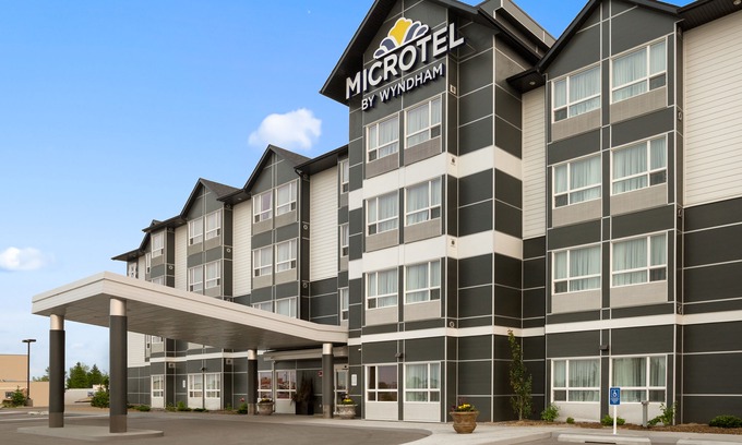 Timiskaming District Hotel | Microtel Inn & Suites by Wyndham Kirkland Lake