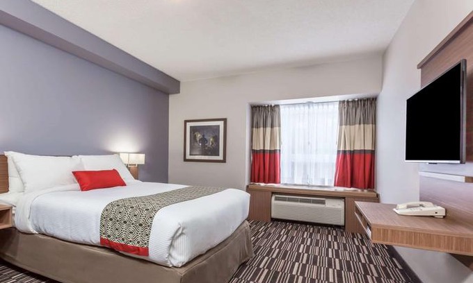 Timiskaming District Hotel | Microtel Inn & Suites by Wyndham Kirkland Lake