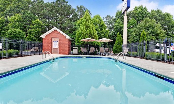 Woodstock Hotel | Microtel Inn & Suites by Wyndham Woodstock Atlanta North