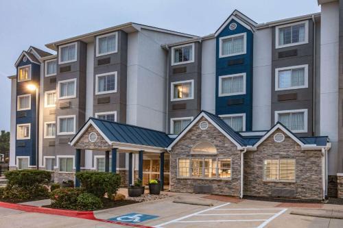 Austin Hotel | Microtel Inn & Suites by Wyndham Austin Airport