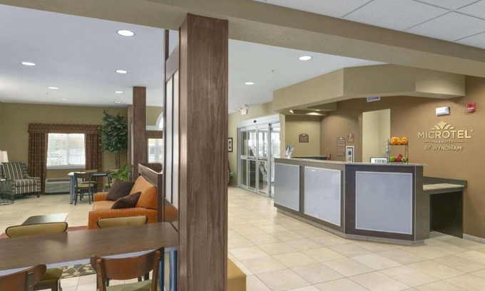 Minot Hotel | Microtel Inn & Suites by Wyndham Minot
