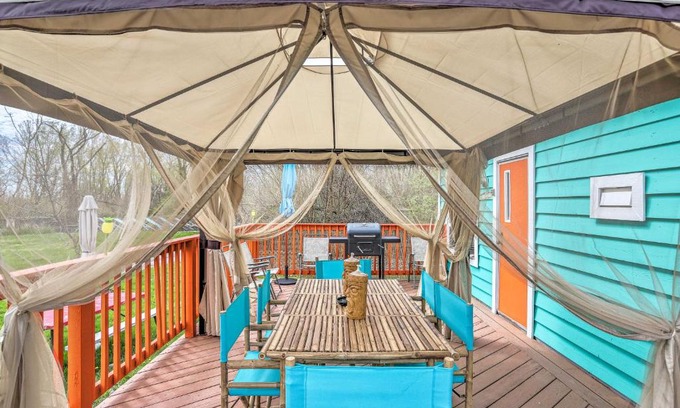 Put-in-Bay Villa | Middle Bass Resort Villa with Grill and Deck!
