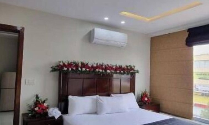 Bahria Town Apartment | MIDWAY HOTEL & RESIDENCY - 1BR Deluxe Apartment Unit B