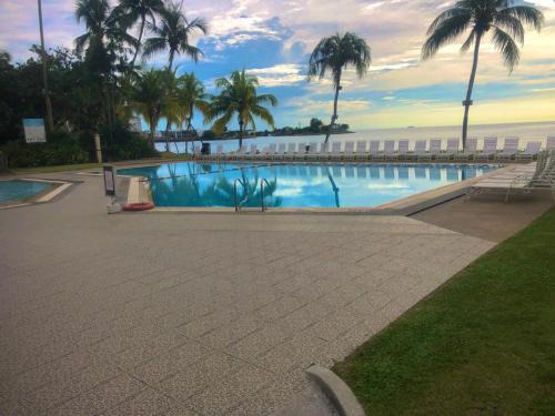 Si Rusa Apartment | Mila Seaview Regency Tanjung Tuan