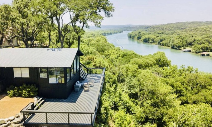 Rio Robles House | Million Dollar Lake Views On Lake Austin Mins to DT