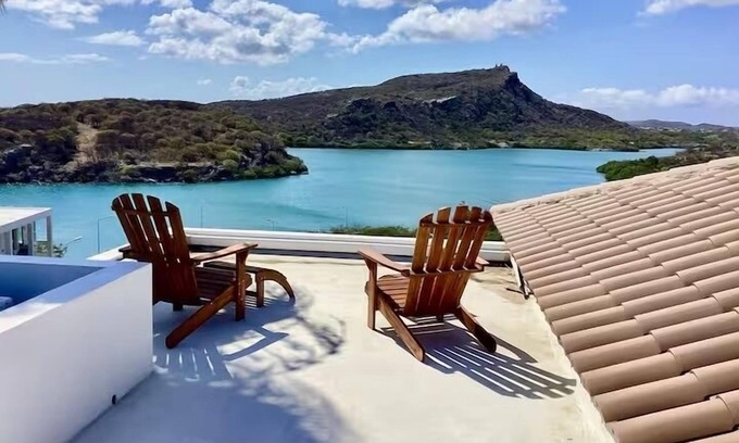 Piscadera Villa | Million Dollar View "Villa Bellevue" with Private Patio