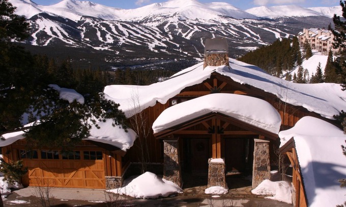 Baldy Mountain Cabin | Million Dollar Views await