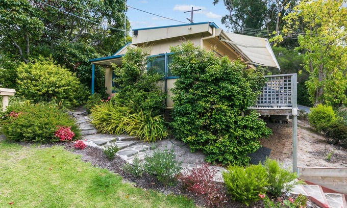 Lorne Cottage | Minapre - Quaint Cottage