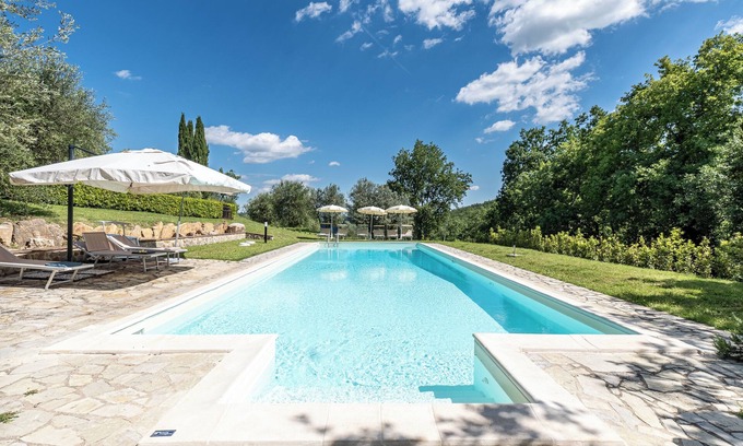 Castelnuovo Berardenga Apartment | Minimal & Modern Home - In Tenuta Arceno