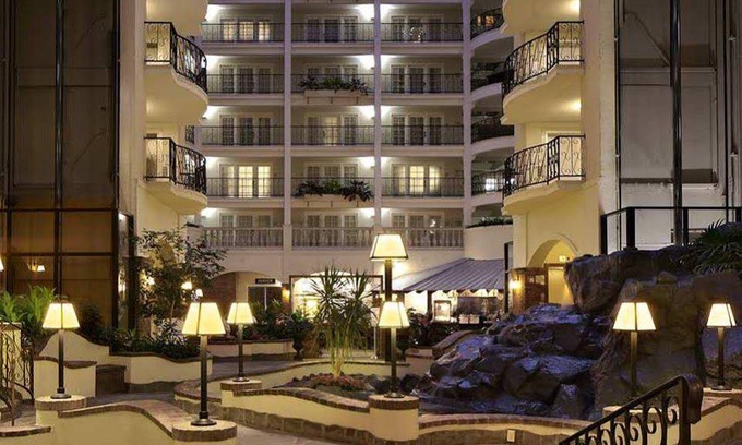 St. Louis Park Hotel | Minneapolis Marriott West