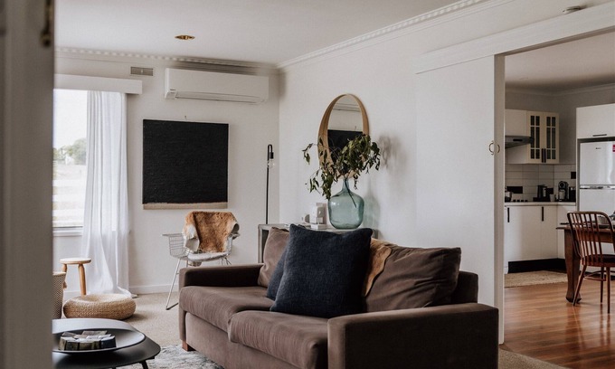 Yanakie House | Minutes Away from the Gateway to Wilsons Promontory