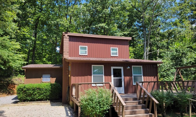 Mammoth Cave Cabin | Minutes from Mammoth Cave and Nolin Lake!