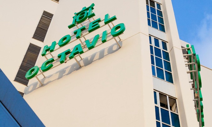 Algeciras Hotel | Mir Octavio