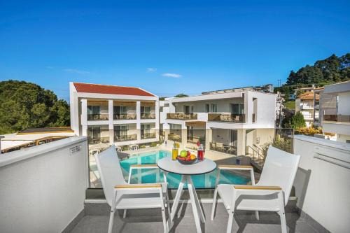 Pefkochori Apartment | Mirablue Luxury Residences