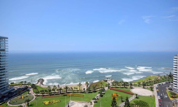 Santa Cruz Apartment | Miraflores Huge Ocean Luxury Condo 2433 ft² (226 m²)