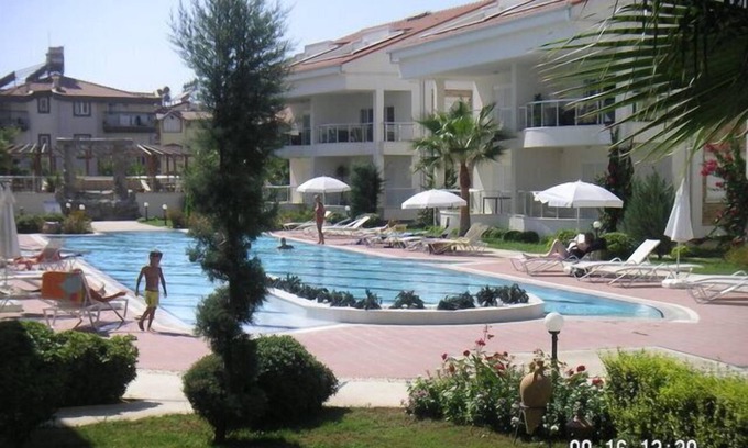 Side Apartment | Mirage 1, ground floor private 2 bed home in popular community