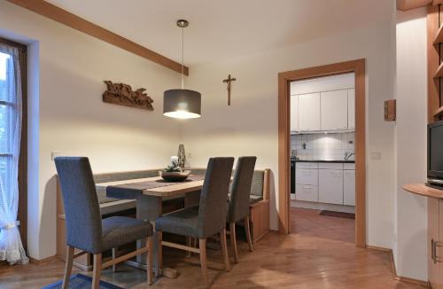 Ortisei Apartment | Miraval Perathoner Andreas