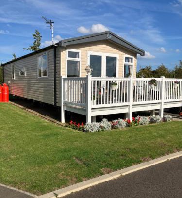 Ingoldmells Other | Miss Grace Plot 26