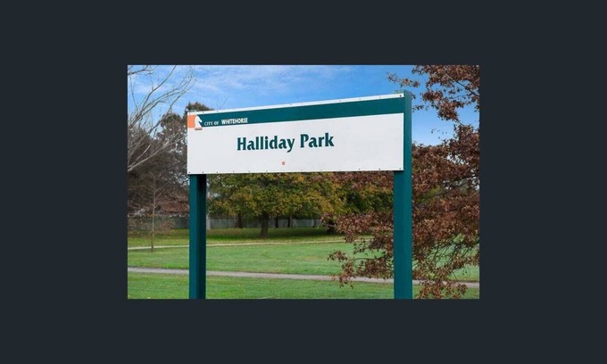 Mitcham House | Mitcham Railway Station Home Stay