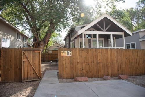 Moab House | Moab Rim Cabin #16