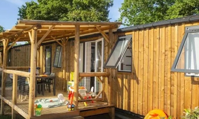 Pouzauges House | Mobil-home Prestige Smala - 4 bedrooms - 2 bathrooms - 2 WC - CLIM - TV + Dishwasher 8 persons