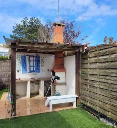 Pornic House | Mobile home à 200m de la mer dans camping familial avec piscine, jeux et activités