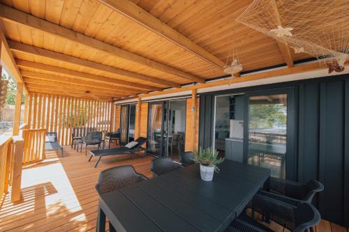 Selce House | MOBILE HOMES SELCE - Lighthouse