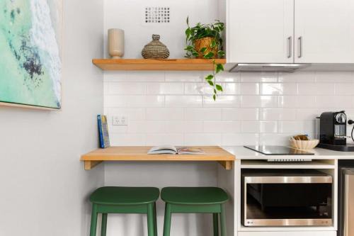 Coogee House | Modern 1-Bed Pad Minutes Away from Coogee Beach