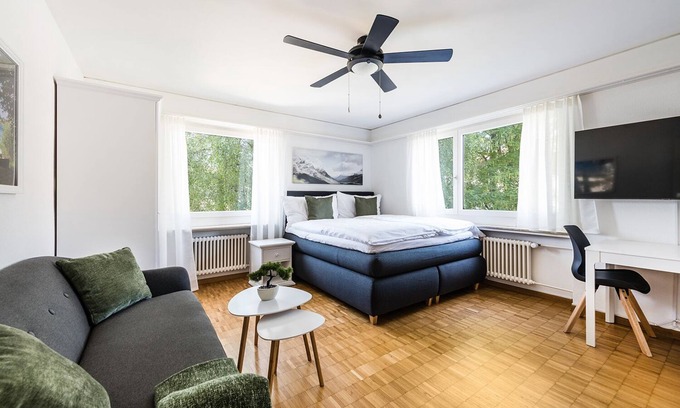 Kreuzlingen Apartment | Modern 1-room apartment in a top central location
