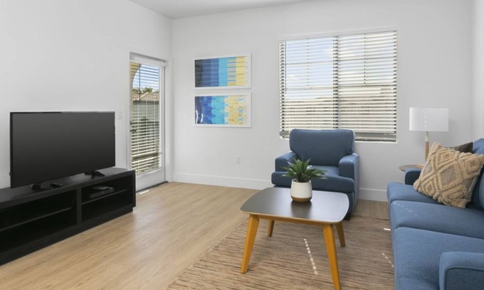 Glendale Sports and Entertainment District House | Modern 1BR Condo in Zone Luxe with Gym & Pool