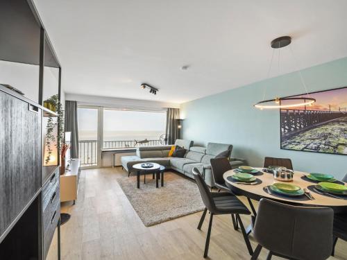 Blankenberge Apartment | Modern 2-bedroom flat with sea views