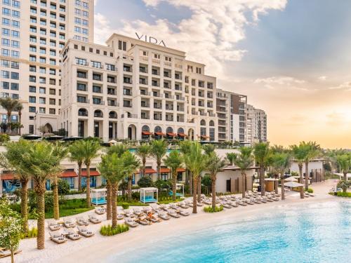 Dubai Apartment | Modern 2BR Apartment - Vida Residences Creek Beach - Creek Beach Access